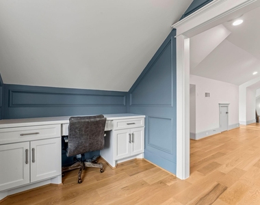 426 Marshall Street - Photo Thumbnail 43
