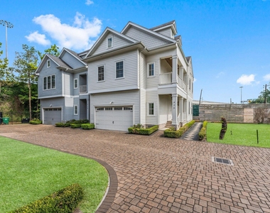426 Marshall Street - Photo Thumbnail 1