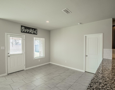 1407 Wheatland Terrance Lane - Photo Thumbnail 12