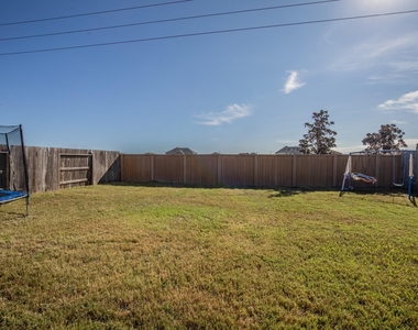 1407 Wheatland Terrance Lane - Photo Thumbnail 32