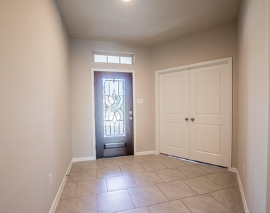 1407 Wheatland Terrance Lane - Photo Thumbnail 4