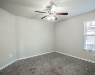 1407 Wheatland Terrance Lane - Photo Thumbnail 26