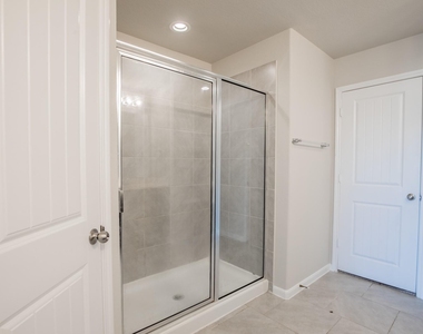 1407 Wheatland Terrance Lane - Photo Thumbnail 22