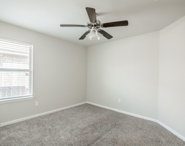 1407 Wheatland Terrance Lane - Photo Thumbnail 29
