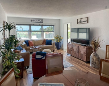 1230 Gulf Boulevard - Photo Thumbnail 6