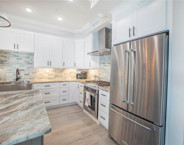 19505 Gulf Boulevard - Photo Thumbnail 13