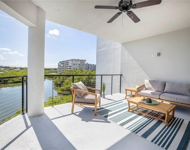 19505 Gulf Boulevard - Photo Thumbnail 23
