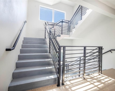 19505 Gulf Boulevard - Photo Thumbnail 4