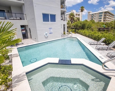 19505 Gulf Boulevard - Photo Thumbnail 82