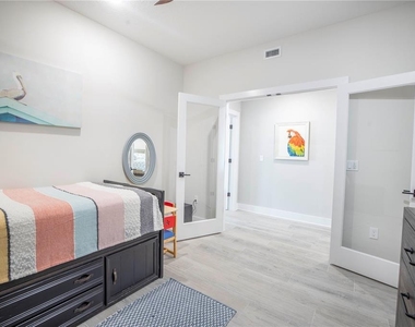 19505 Gulf Boulevard - Photo Thumbnail 38