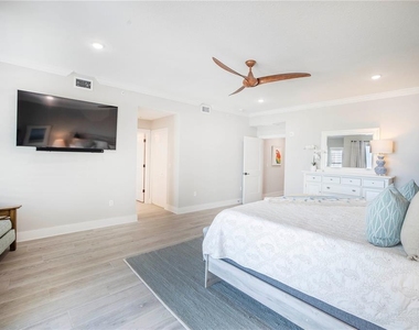 19505 Gulf Boulevard - Photo Thumbnail 52