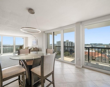400 Island Way - Photo Thumbnail 7