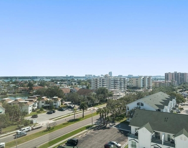 400 Island Way - Photo Thumbnail 27