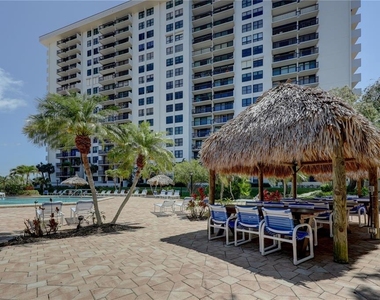 400 Island Way - Photo Thumbnail 37
