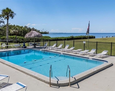 621 Windrush Bay Drive - Photo Thumbnail 51