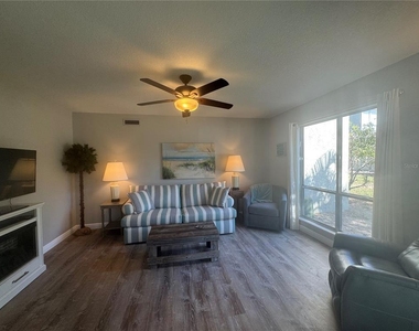 621 Windrush Bay Drive - Photo Thumbnail 3