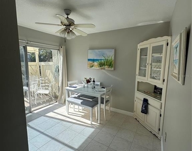 621 Windrush Bay Drive - Photo Thumbnail 14