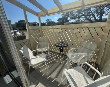 621 Windrush Bay Drive - Photo Thumbnail 18