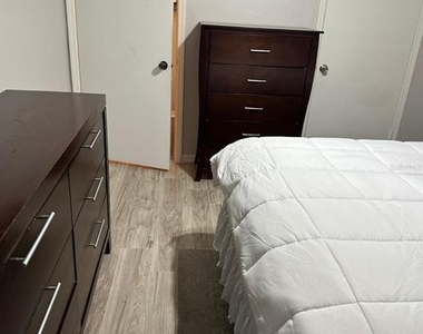 1057 S Hiawassee Road - Photo Thumbnail 11