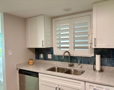 815 Ocean Shore Boulevard - Photo Thumbnail 17