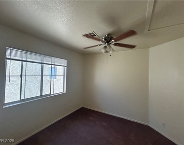 9579 Belle Fountain Avenue - Photo Thumbnail 11