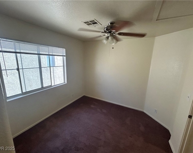 9579 Belle Fountain Avenue - Photo Thumbnail 12