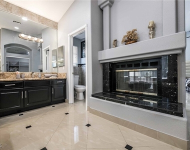 1400 Castle Crest Drive - Photo Thumbnail 32