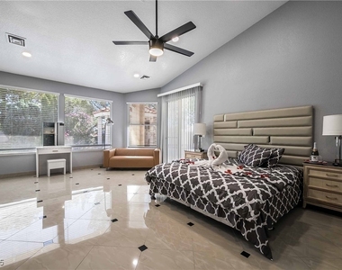1400 Castle Crest Drive - Photo Thumbnail 25