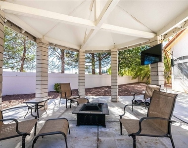 1400 Castle Crest Drive - Photo Thumbnail 48