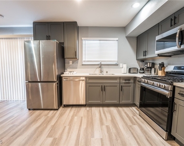 3955 Savoy Court - Photo Thumbnail 27