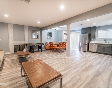 3955 Savoy Court - Photo Thumbnail 13