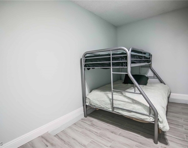 7399 Topeka Drive - Photo Thumbnail 19
