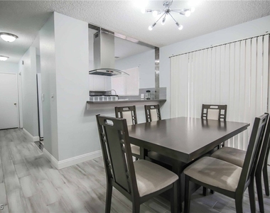 7399 Topeka Drive - Photo Thumbnail 6