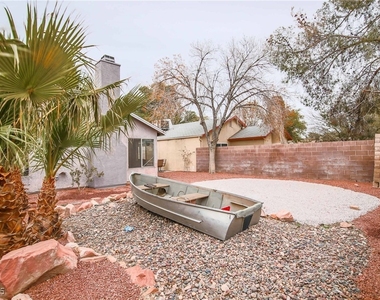 7399 Topeka Drive - Photo Thumbnail 28