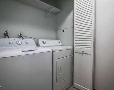 7399 Topeka Drive - Photo Thumbnail 20