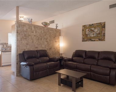 7250 Hardtack Circle - Photo Thumbnail 12
