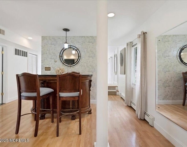 552 Prospect Avenue - Photo Thumbnail 5