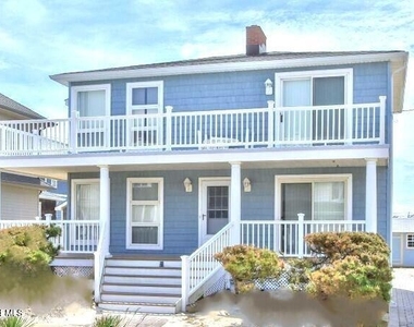 4 Camden Avenue - Photo Thumbnail 2