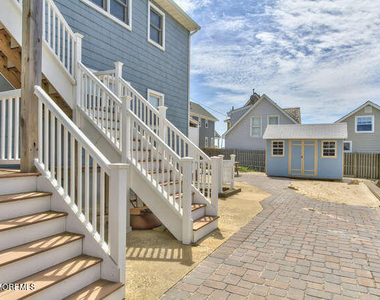 4 Camden Avenue - Photo Thumbnail 13