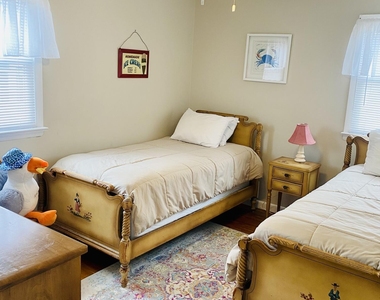 4 Camden Avenue - Photo Thumbnail 5