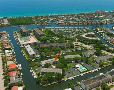 773 Jeffery Street - Photo Thumbnail 1