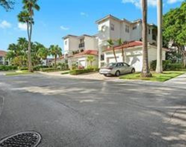 3205 Ne 184th Street - Photo Thumbnail 21