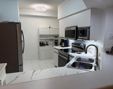 3205 Ne 184th Street - Photo Thumbnail 8