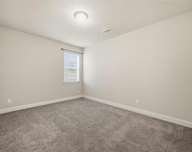 5460 Blue Quail Drive - Photo Thumbnail 4