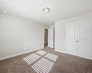 5460 Blue Quail Drive - Photo Thumbnail 20