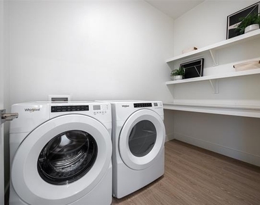 7532 East Grand Avenue - Photo Thumbnail 14