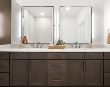 7532 East Grand Avenue - Photo Thumbnail 7