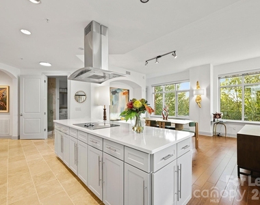 125 W Tremont Avenue - Photo Thumbnail 46