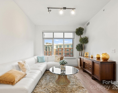 125 W Tremont Avenue - Photo Thumbnail 39