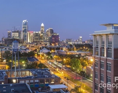 125 W Tremont Avenue - Photo Thumbnail 47